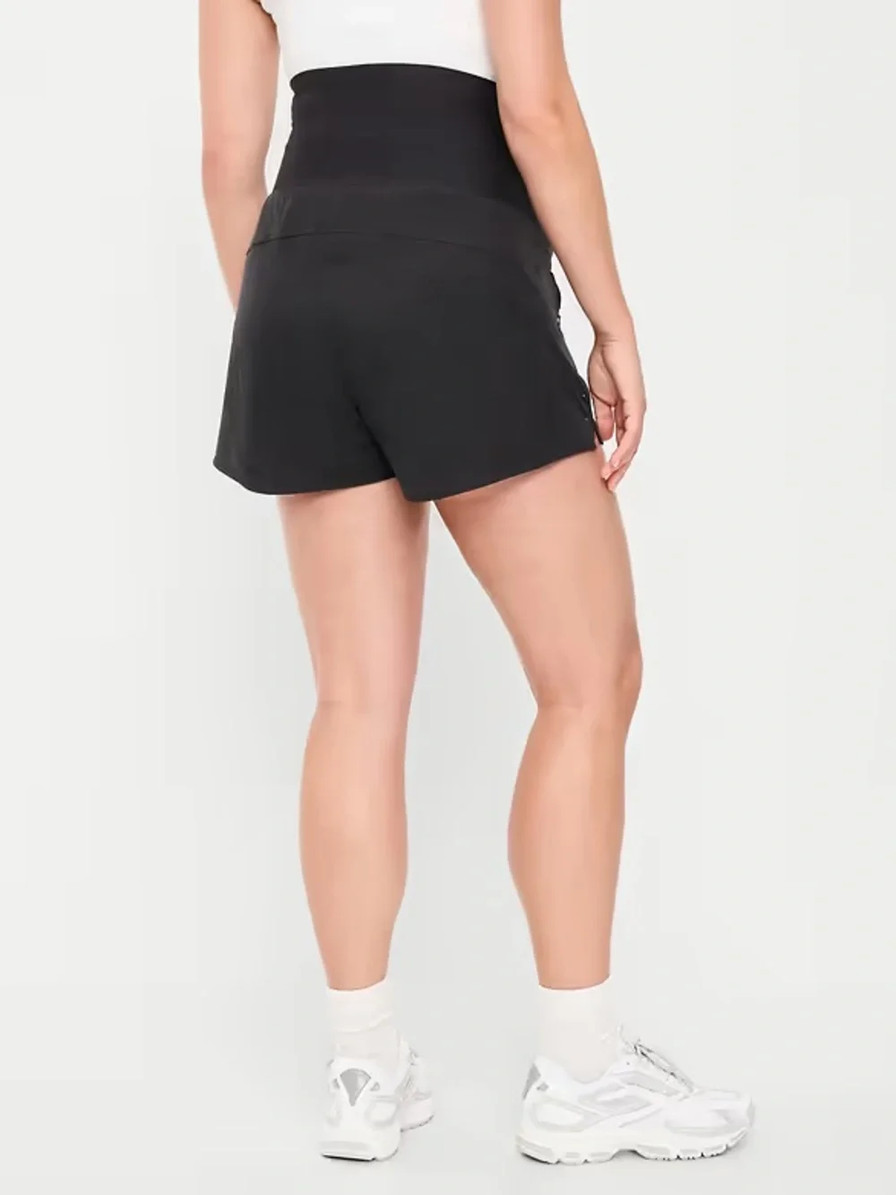 NWT // Old Navy // Maternity Rollover-Waist StretchTech Run Shorts - 3in inseam - Picture 2 of 7